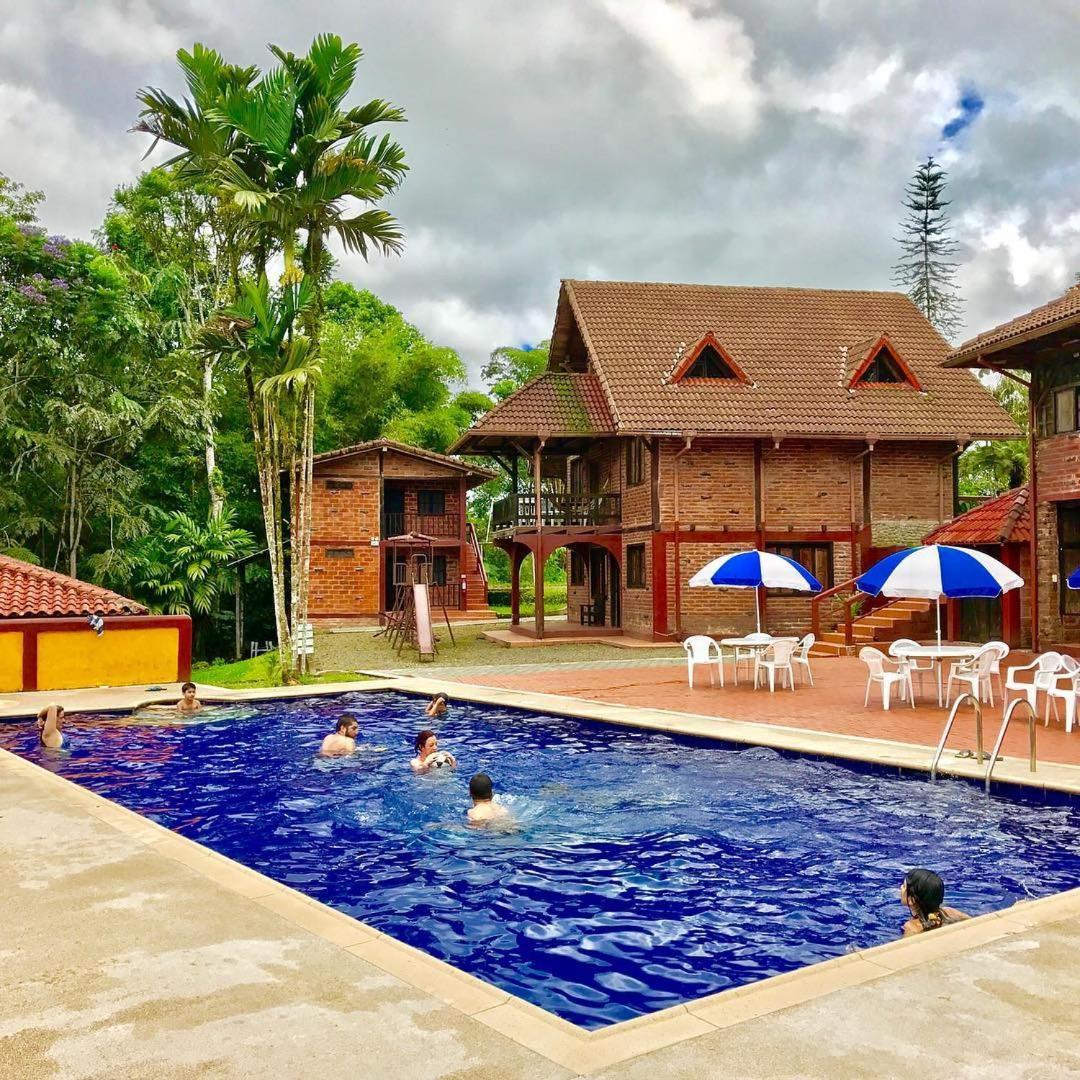 Hosteria Sapos Y Ranas Milpe ภายนอก รูปภาพ