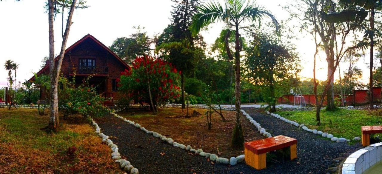 Hosteria Sapos Y Ranas Milpe ภายนอก รูปภาพ